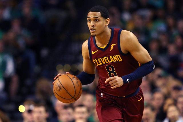 杨瀚森的NBA新秀赛季：从冰火两重天到自我重塑的成长之路